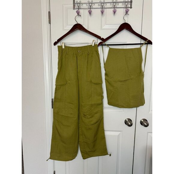 House Of Harlow 1960 Women's Pant and Tank Set - Picture 2 of 6